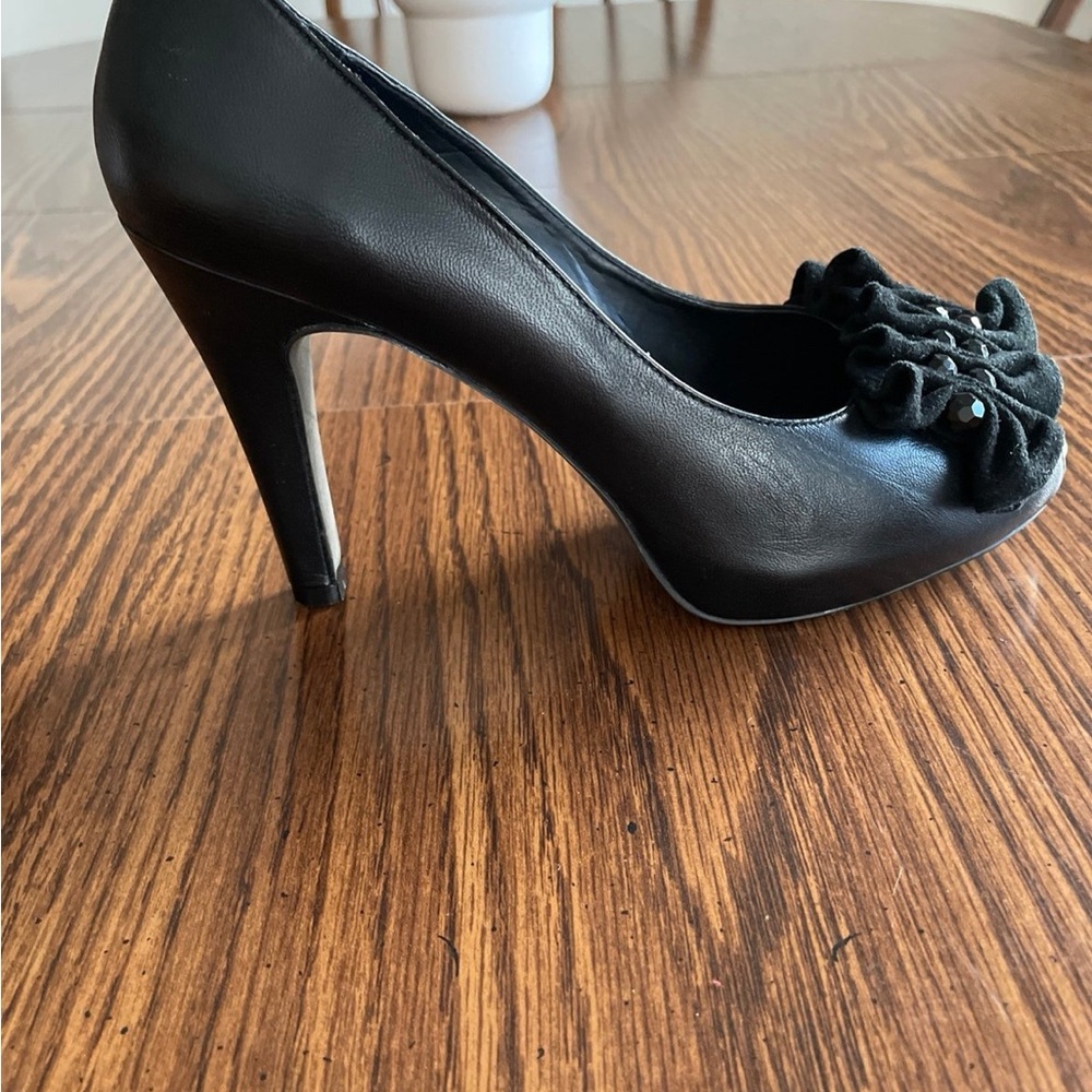 Sacha London peep toe 4” stiletto heels